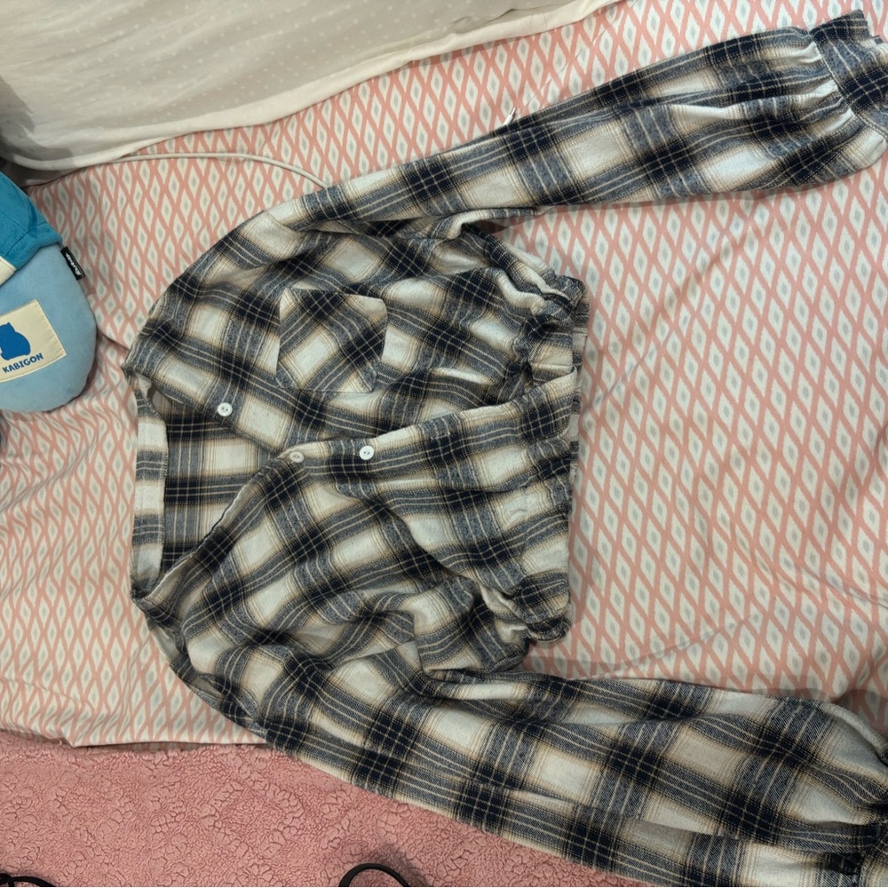 SHEIN Checkered Long Sleeve Shirt